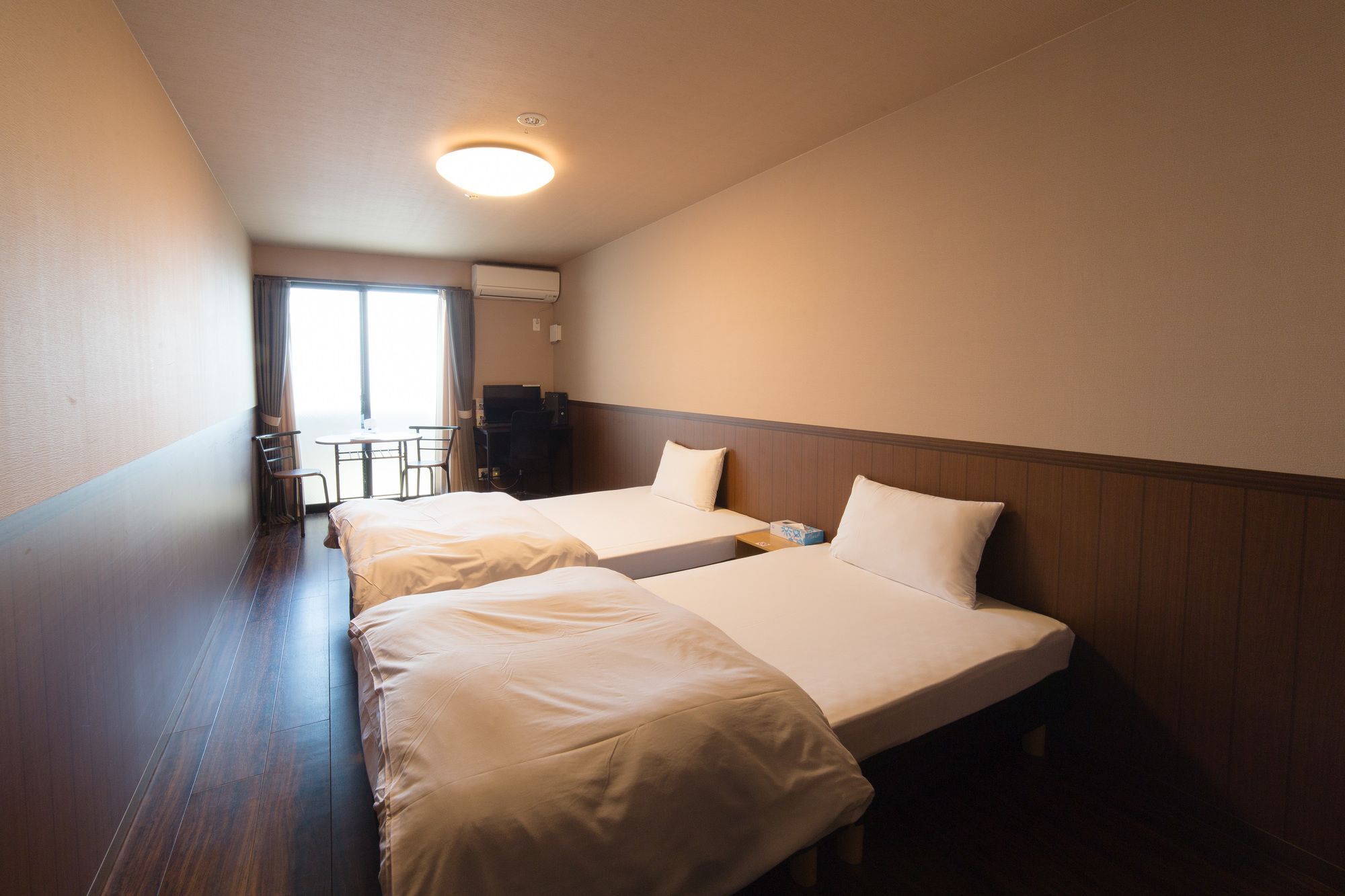 East By Root2 Hostel Kyoto Bagian luar foto